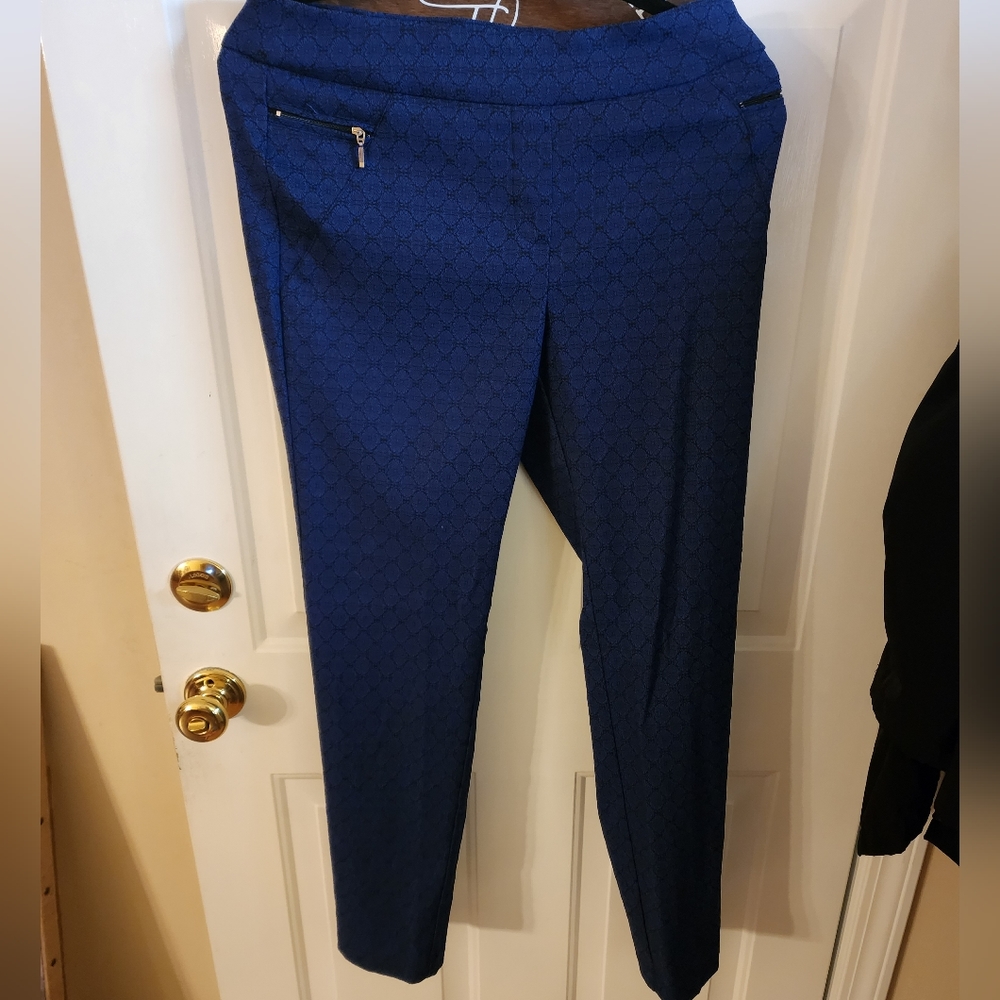 Ankle pants